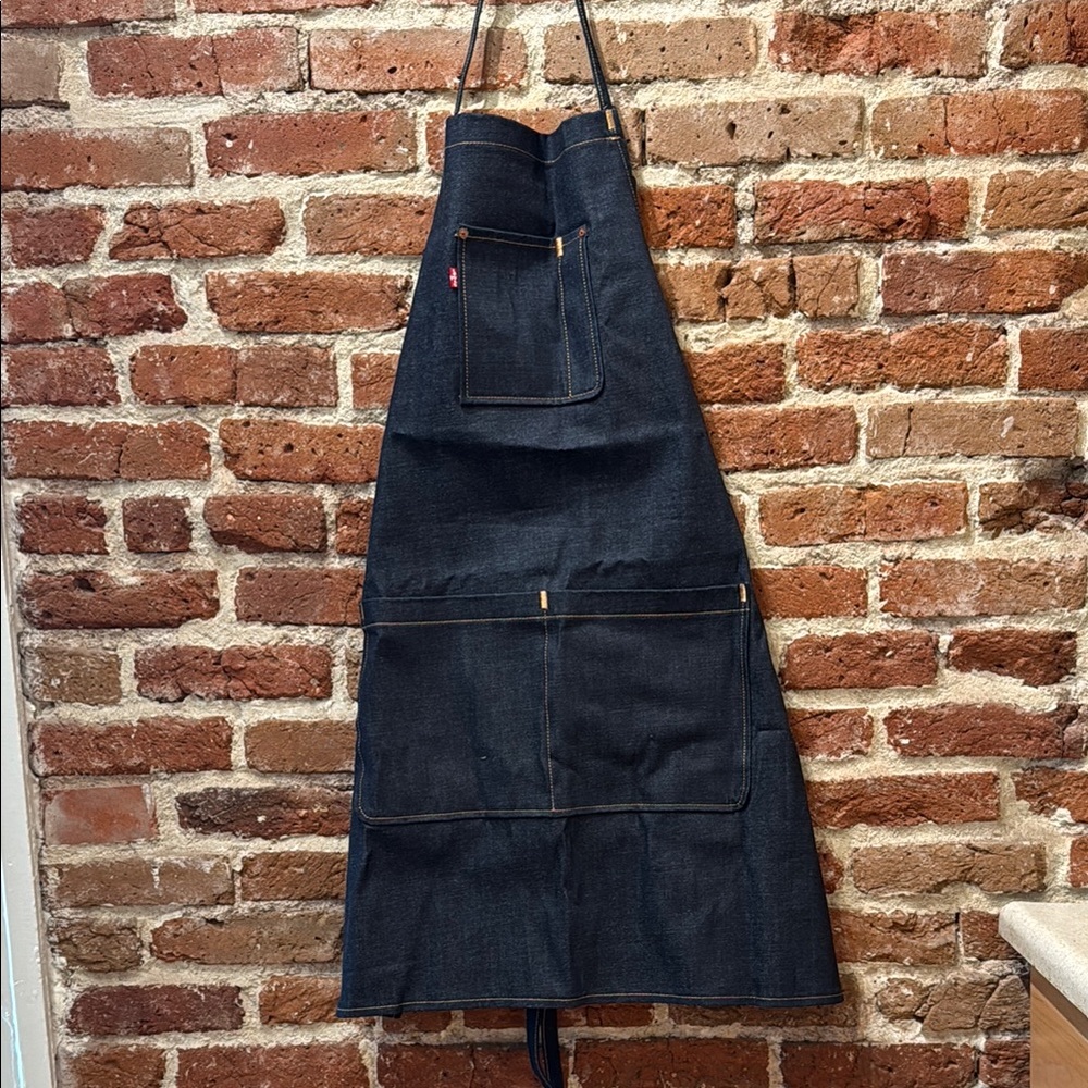 Levi’s Dark Denim Apron w Pockets